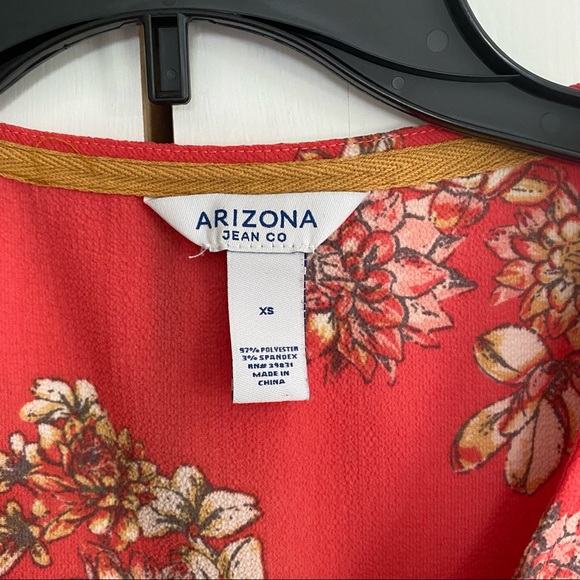 Arizona Jean Co Cropped Front Tie Shirt with Buttons - Picture 3 of 5